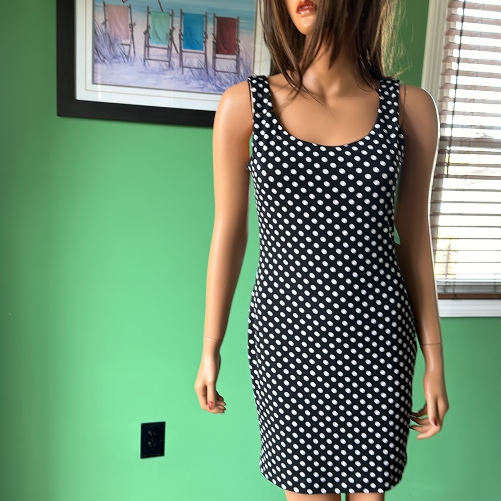 🖤🖤NWT Forever 21 Sleeveless Dress🖤🖤 - Picture 1 of 10